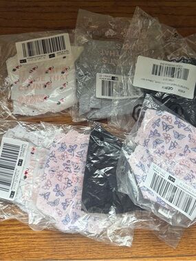 Assorted Women's Low-Cut Socks - Pink Butterfly & Black Styles